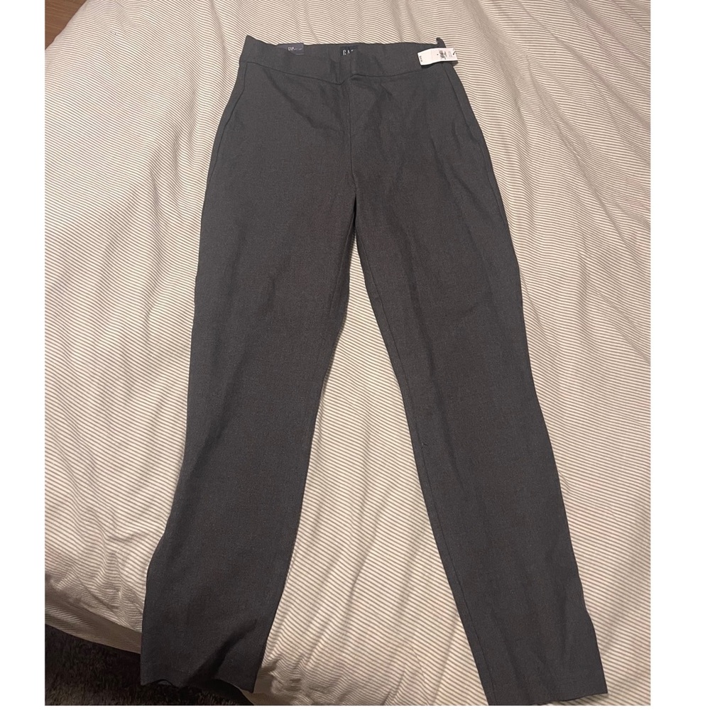 NEW W/ TAGS- Gap legging dress pants